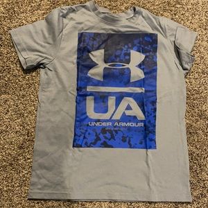 Under Armour T-shirt